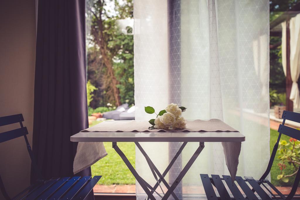 B&B I Fiori Della Cava Pesaro Buitenkant foto